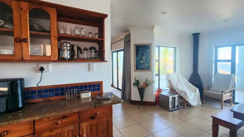 To Let 4 Bedroom Property for Rent in Mossel Bay Golf Estate Western Cape